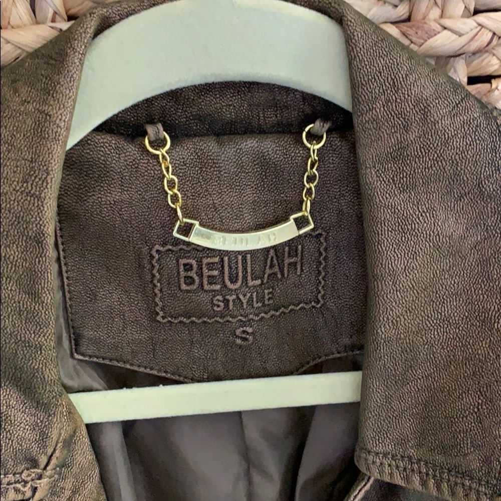 Leather jacket - Picture 3 of 4